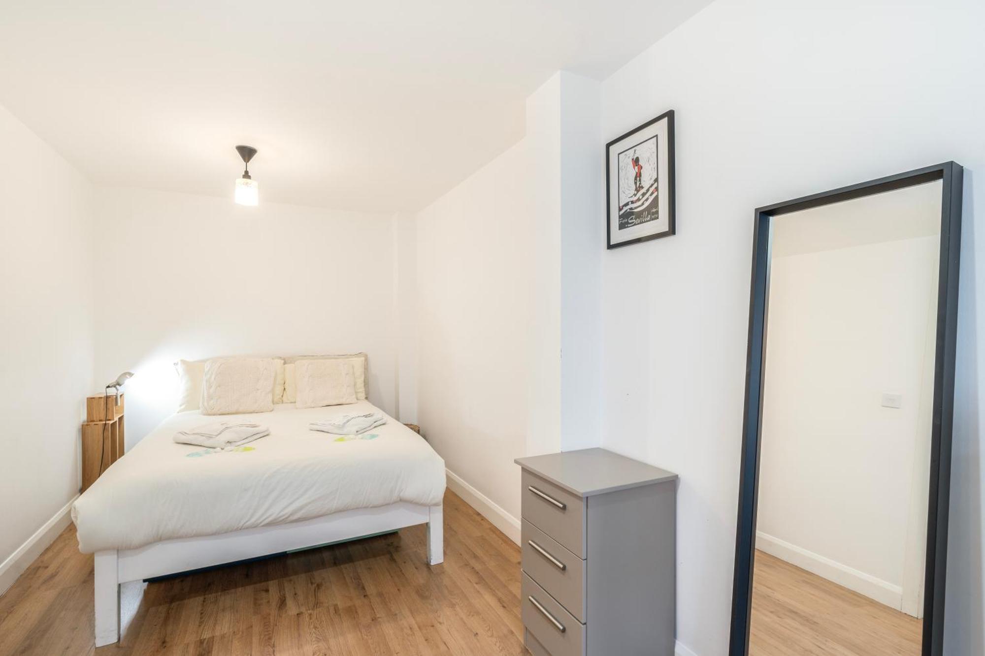 Modern One Bedroom Flat In Central Londres Exterior foto