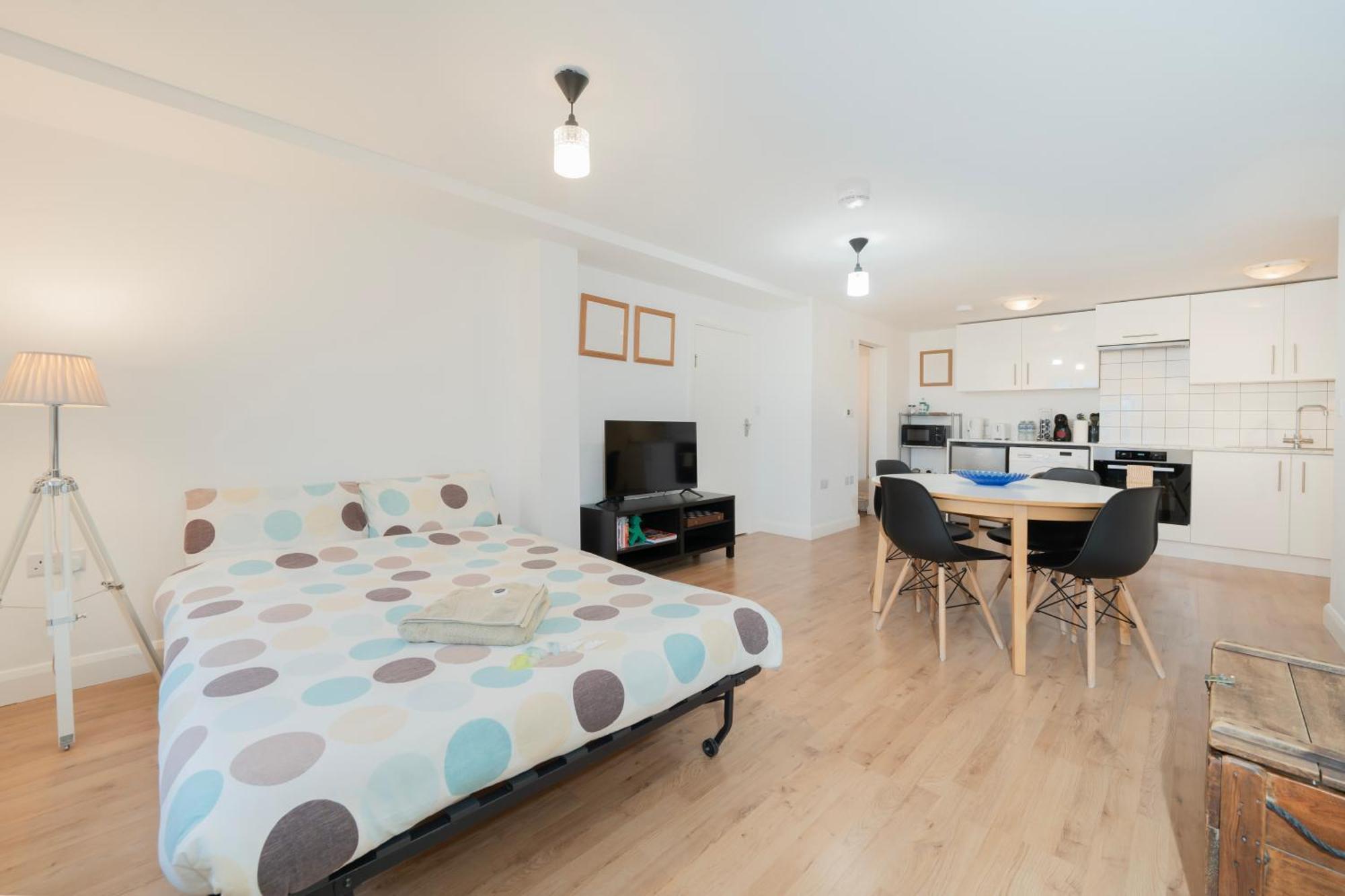Modern One Bedroom Flat In Central Londres Exterior foto
